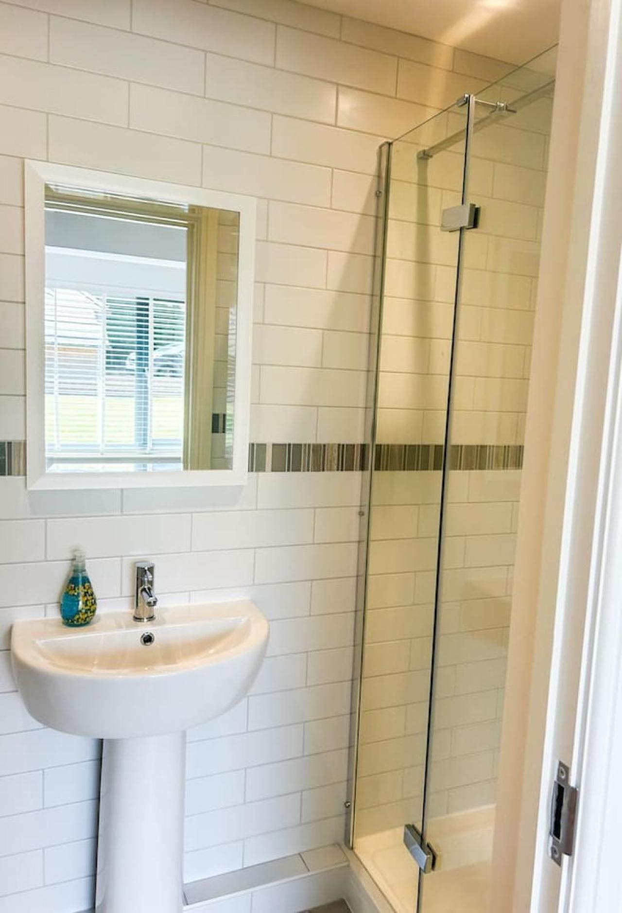 הוילה Normandy Luxe 5 Bed House In Guildford. Morden Amenities מראה חיצוני תמונה